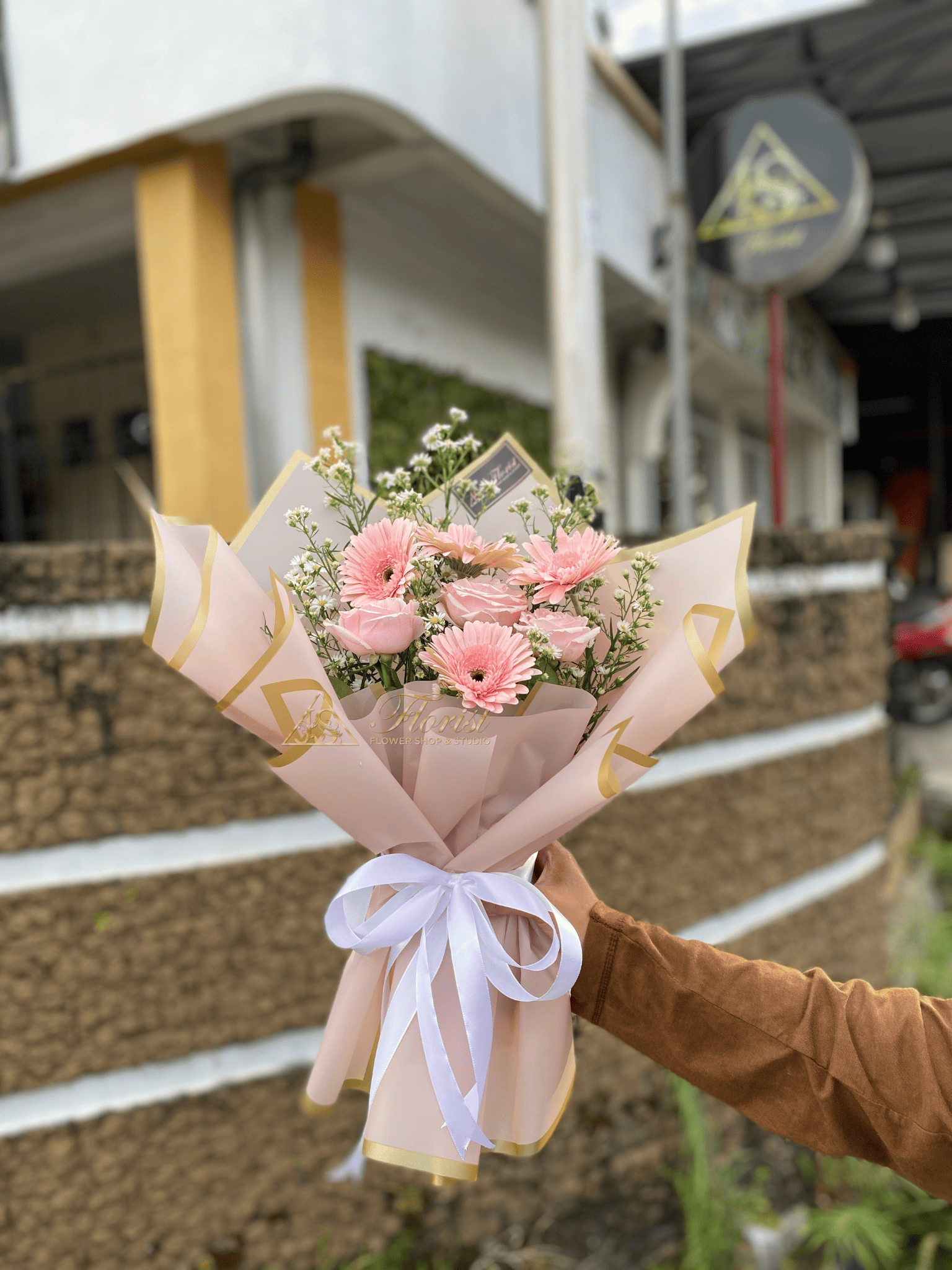 Bucket Mix Flower 7